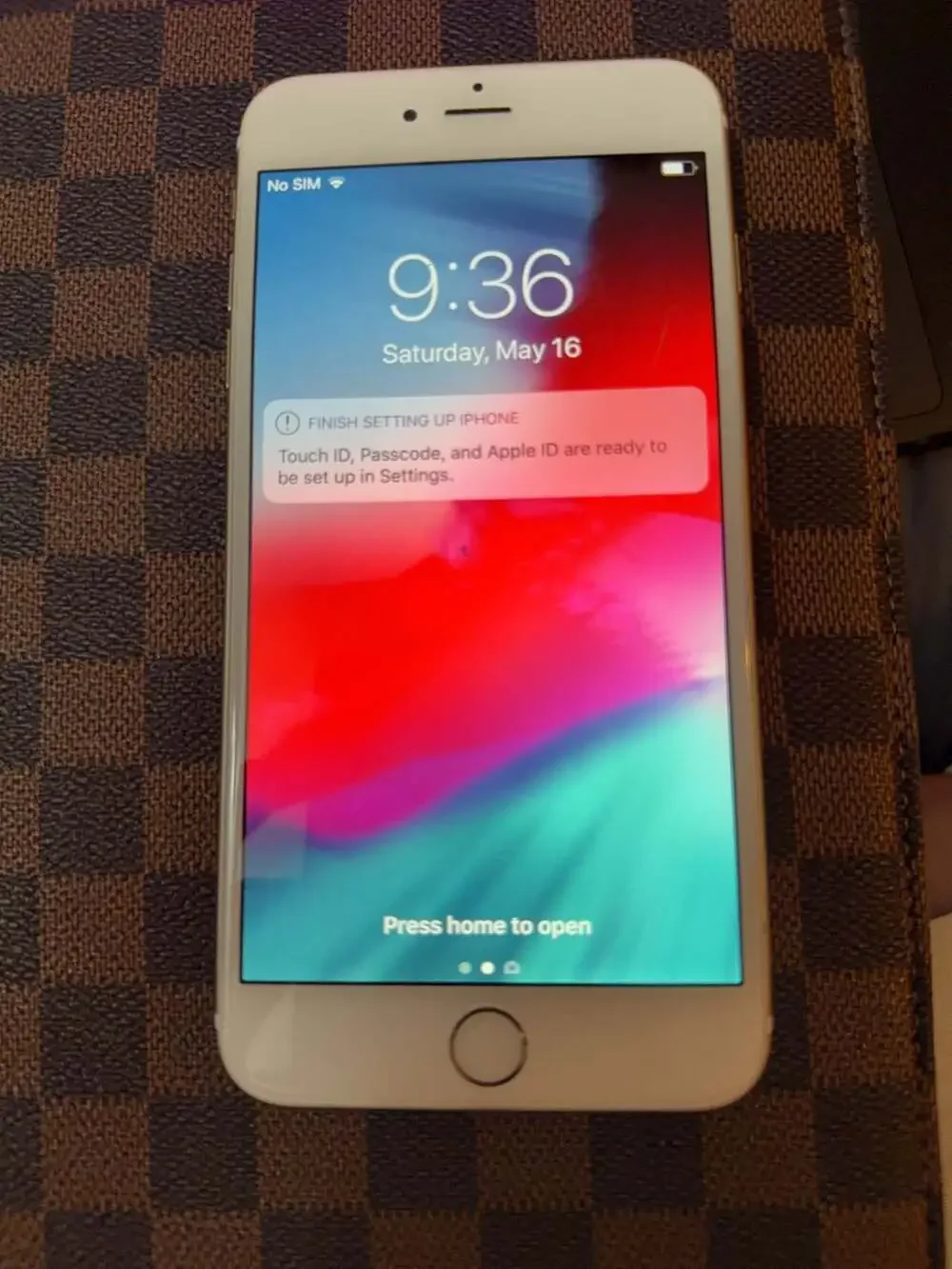 Apple iPhone 6 Plus 64GB Gold (Model A1522)